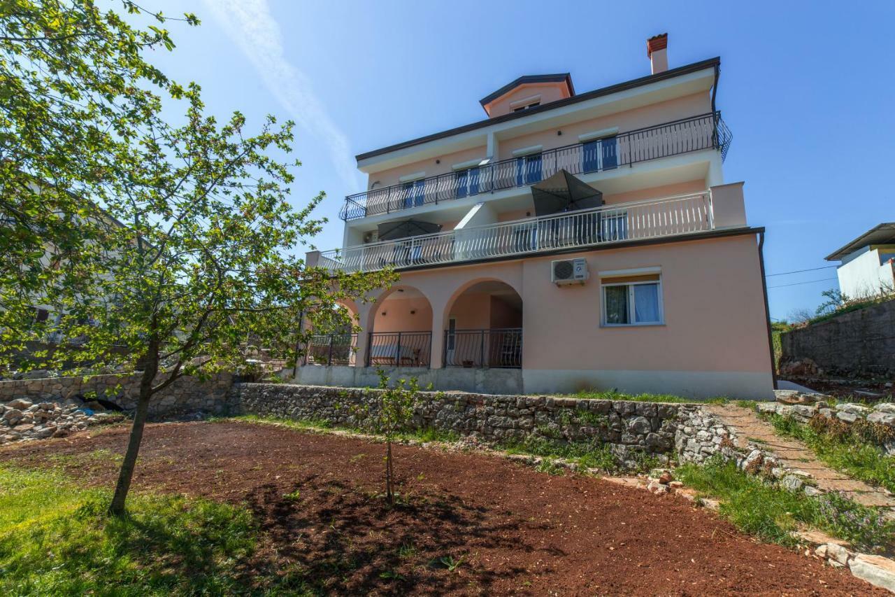 קסטב Apartments Raspolic מראה חיצוני תמונה
